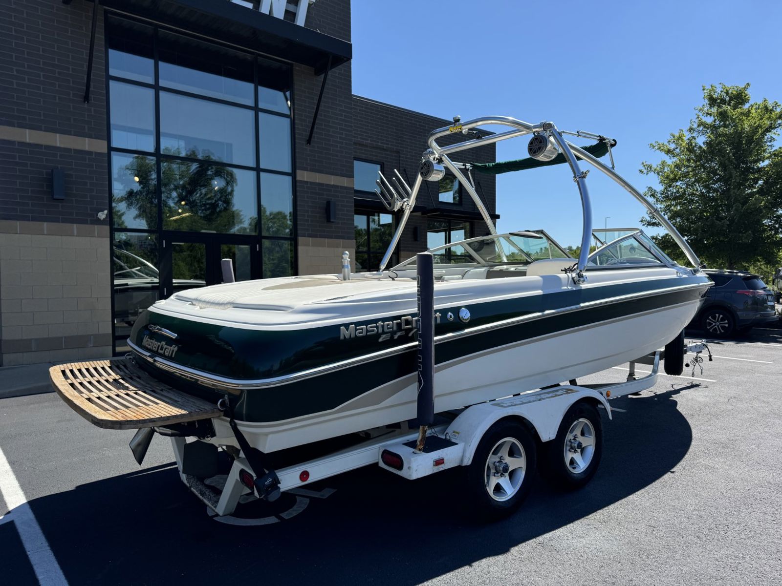 2000 MasterCraft Maristar 230V