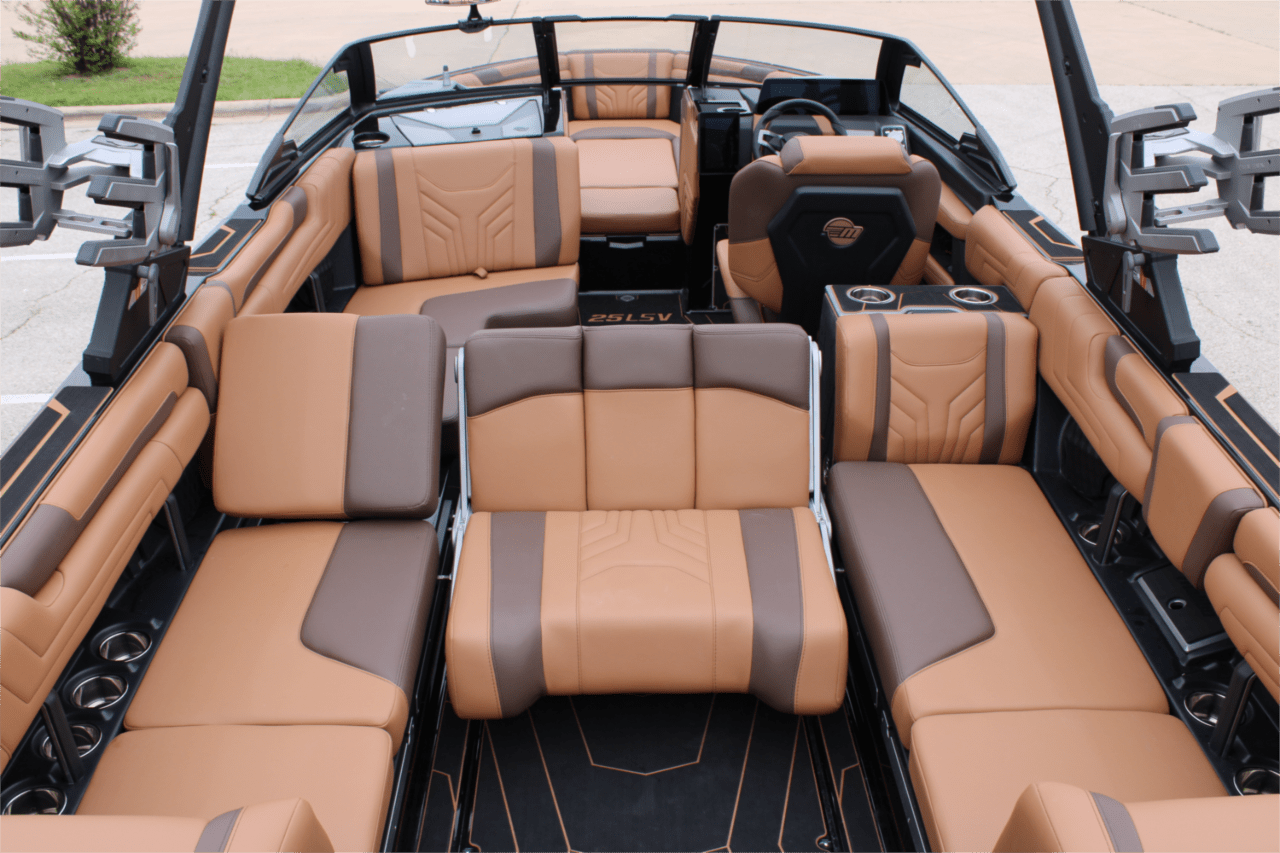 2025 Malibu 25 LSV
