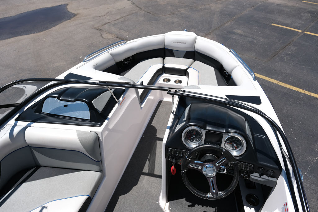 2017 MOOMBA Mondo Icon