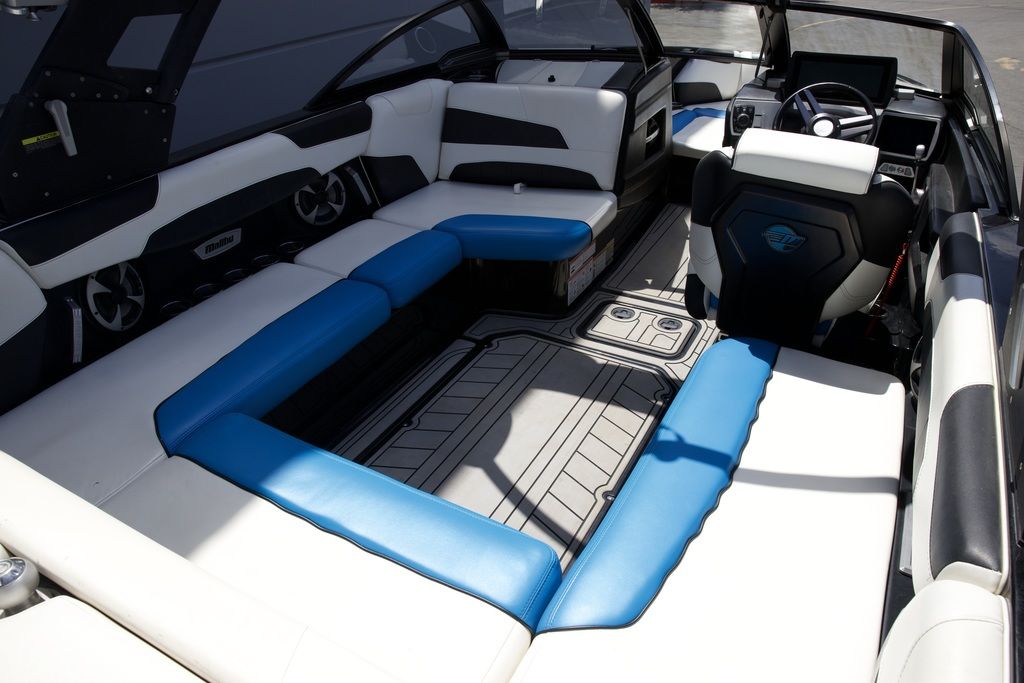 2019 Malibu Boats 22 LSV