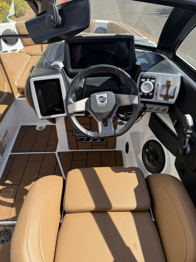 2022 Malibu Boats 23 MXZ