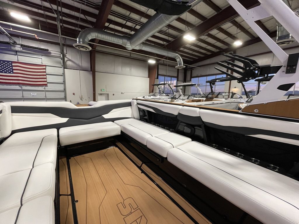 2025 Axis Wake Research T250
