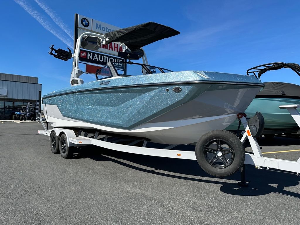 boat.Title
