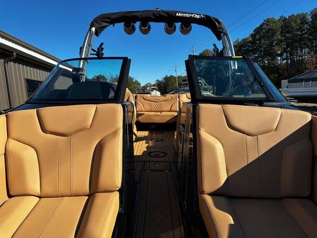 2024 MasterCraft XT24