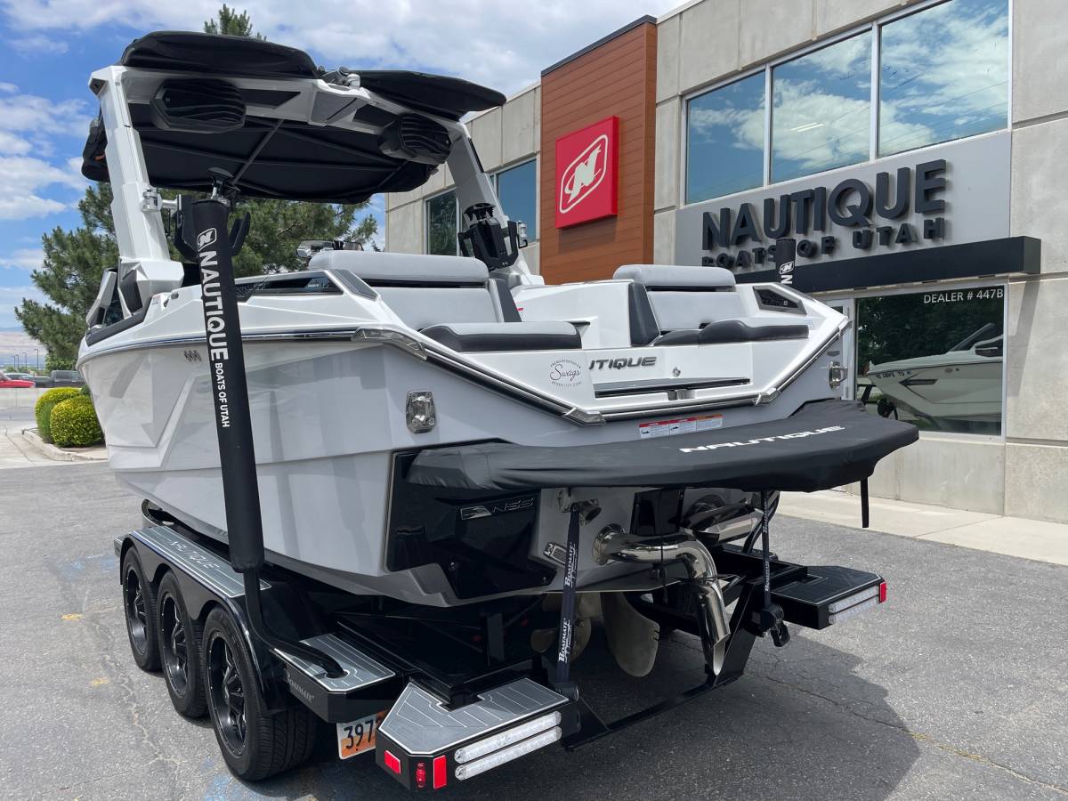 2023 Nautique G23 Paragon.