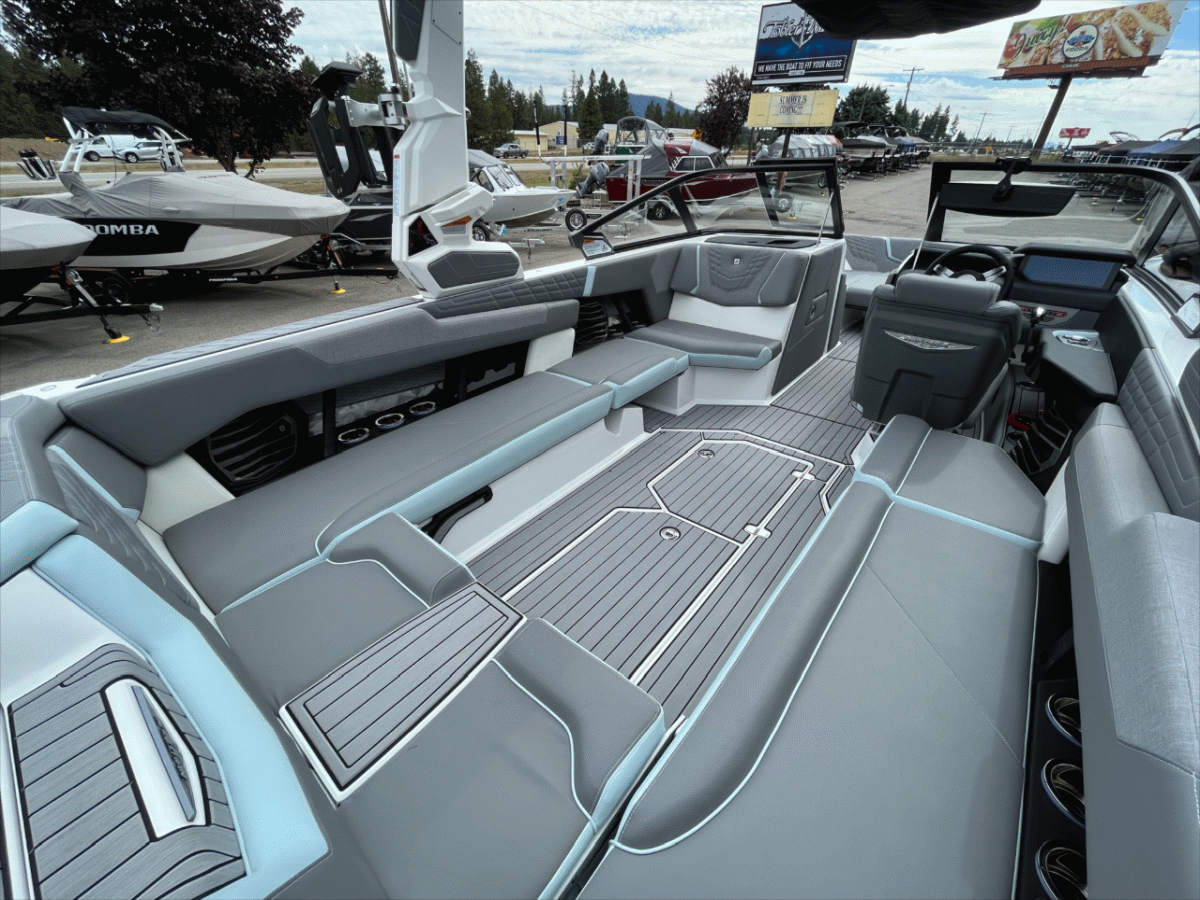 2024 Nautique G25