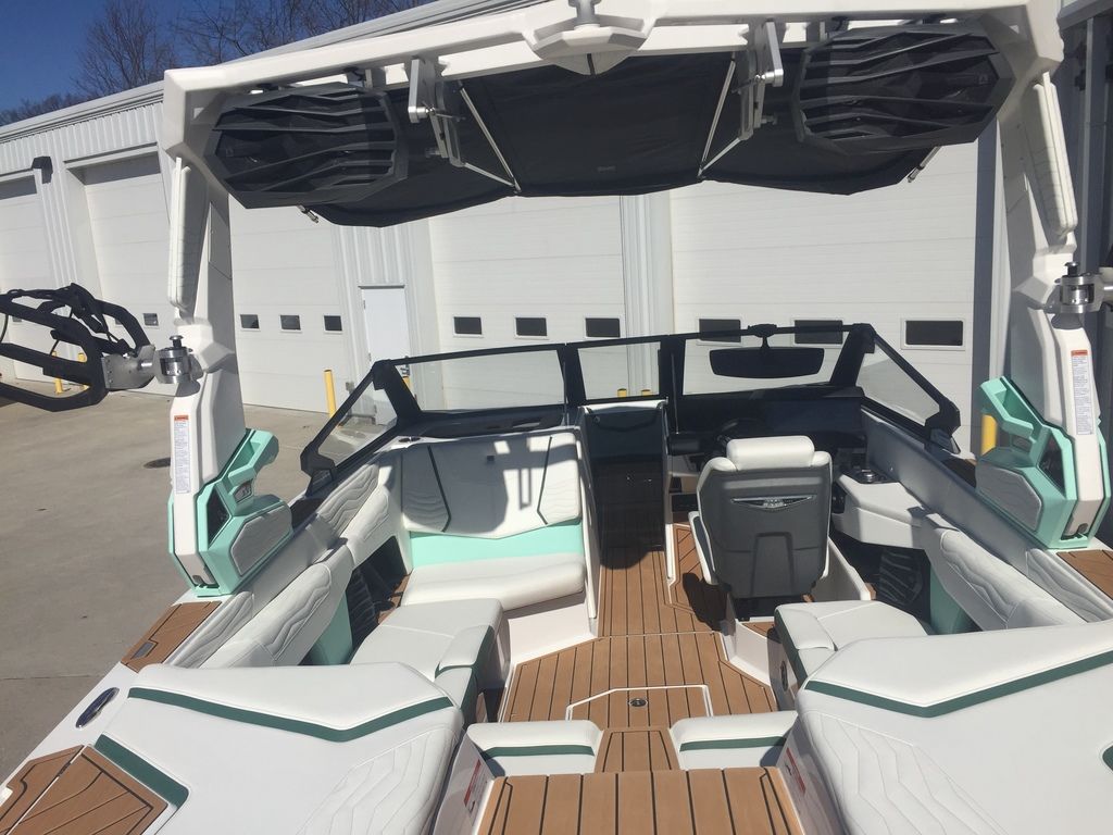 2025 Nautique Super Air Nautique G21 Icon