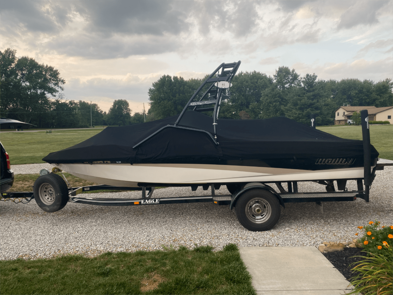 2003 Malibu Response lxi with Eagle Trailer  Icon