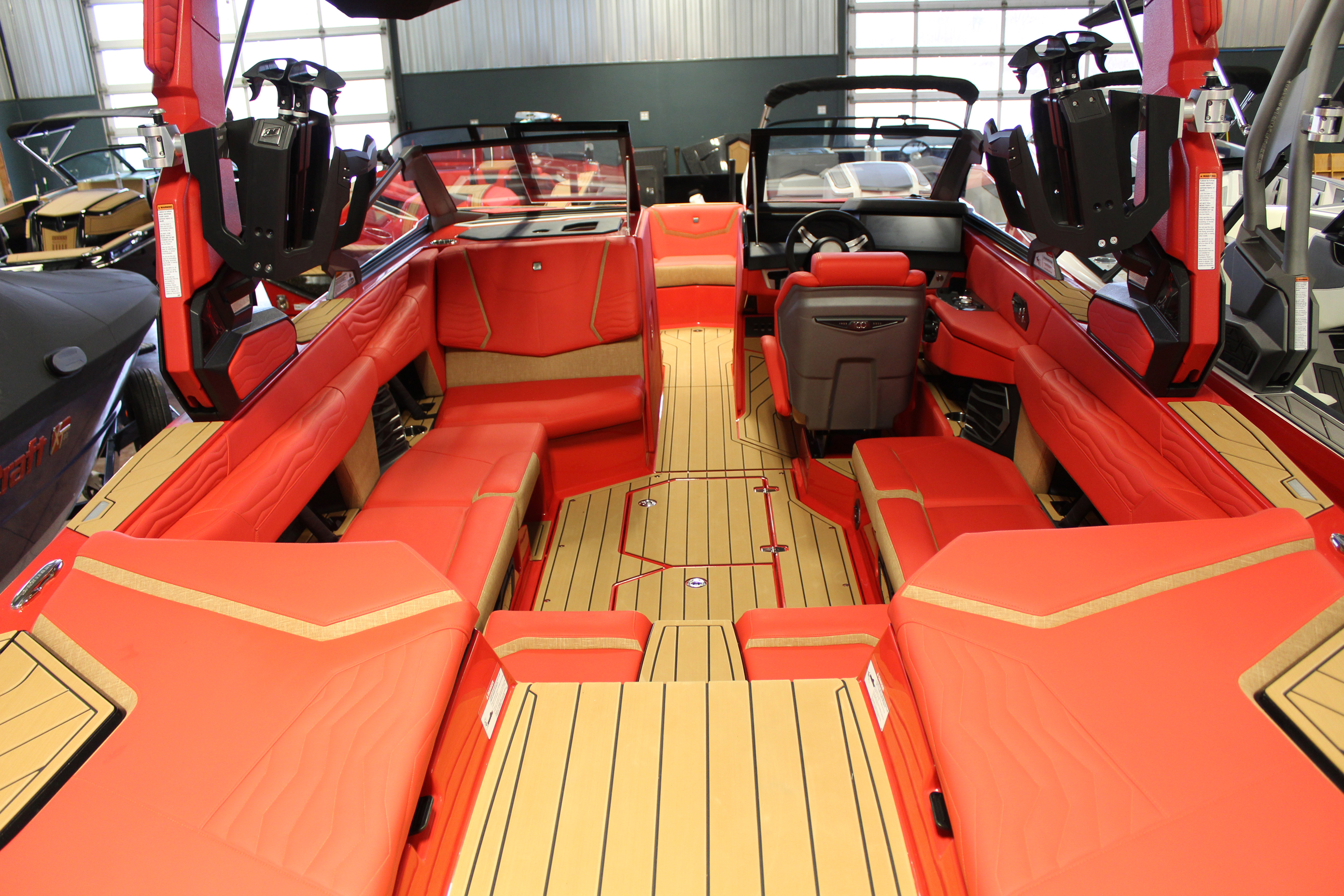 2025 Nautique G23