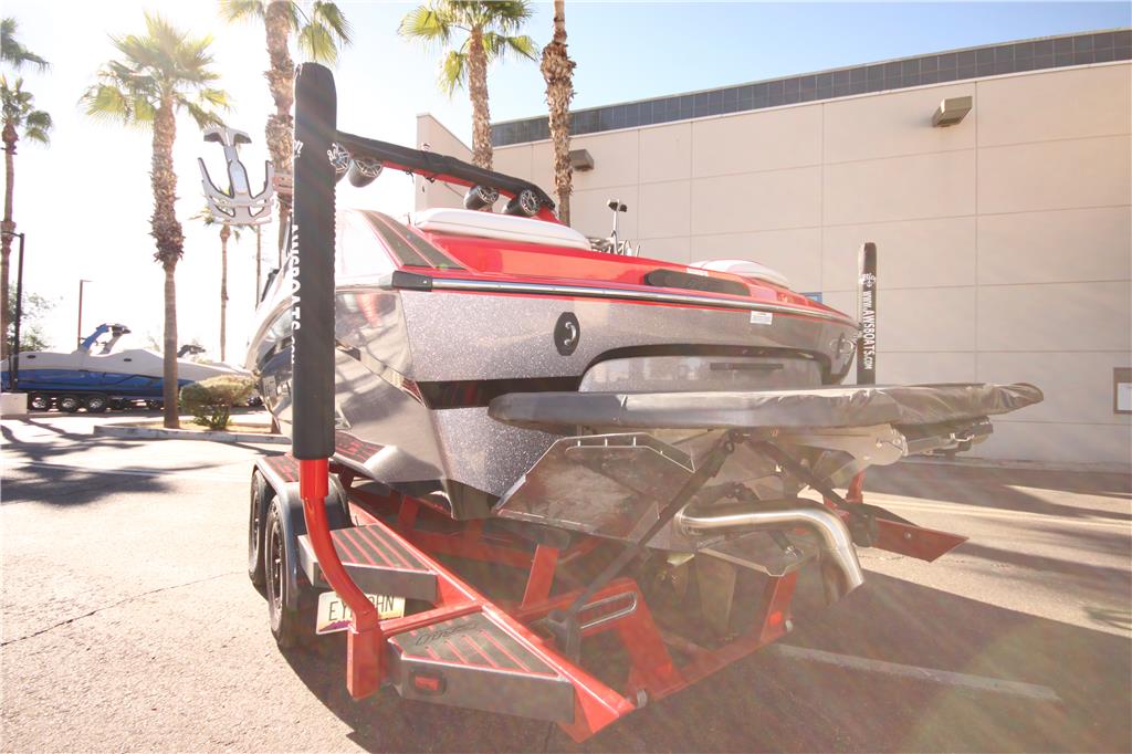 2021 MB Sports B52 23 Alpha – Wakeboard & Wakesurf boat !SUPER CLEAN!