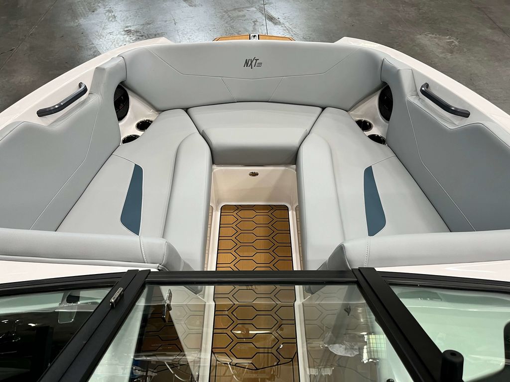 2025 MasterCraft NXT22