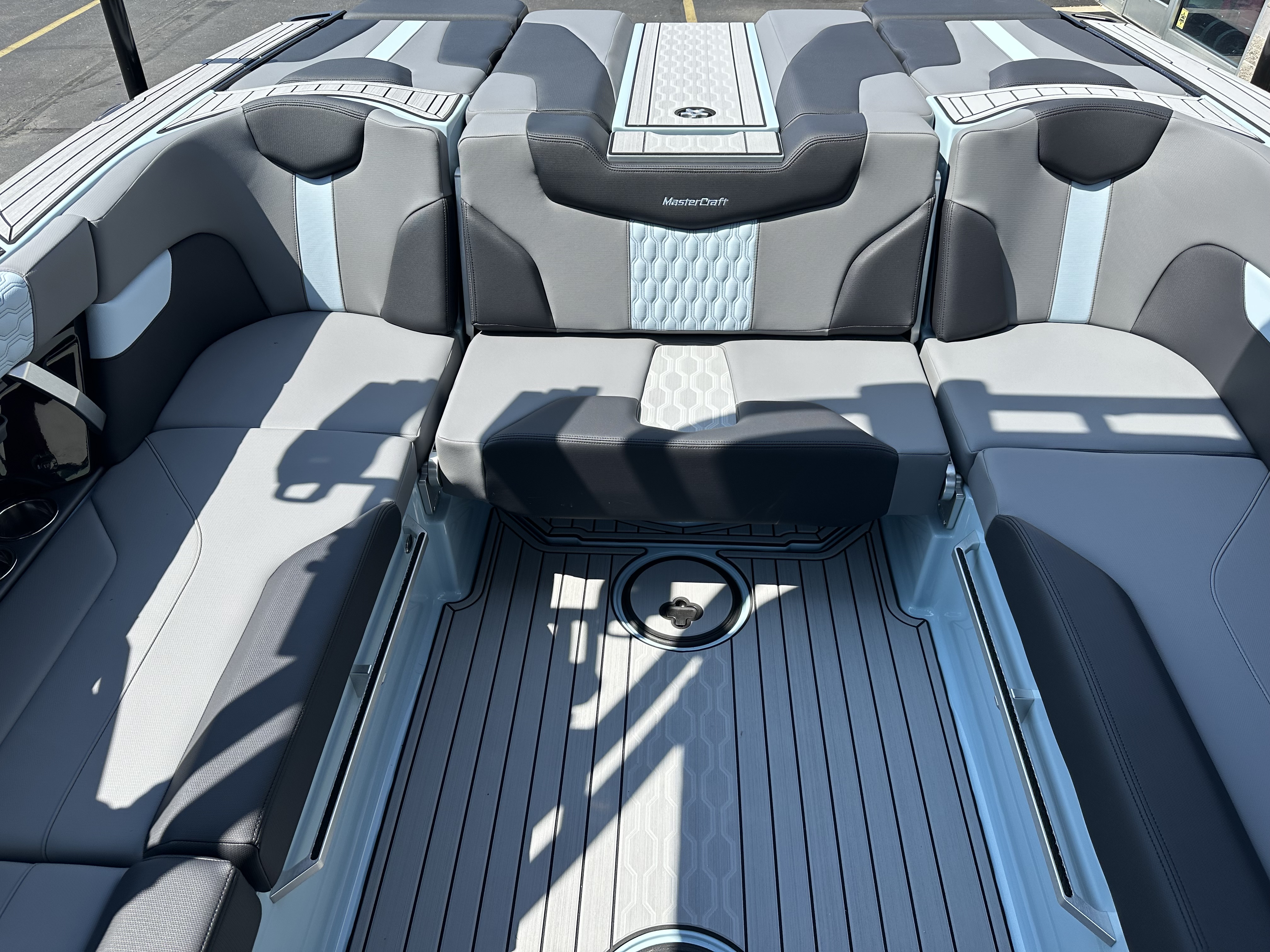 2025 MasterCraft XT23