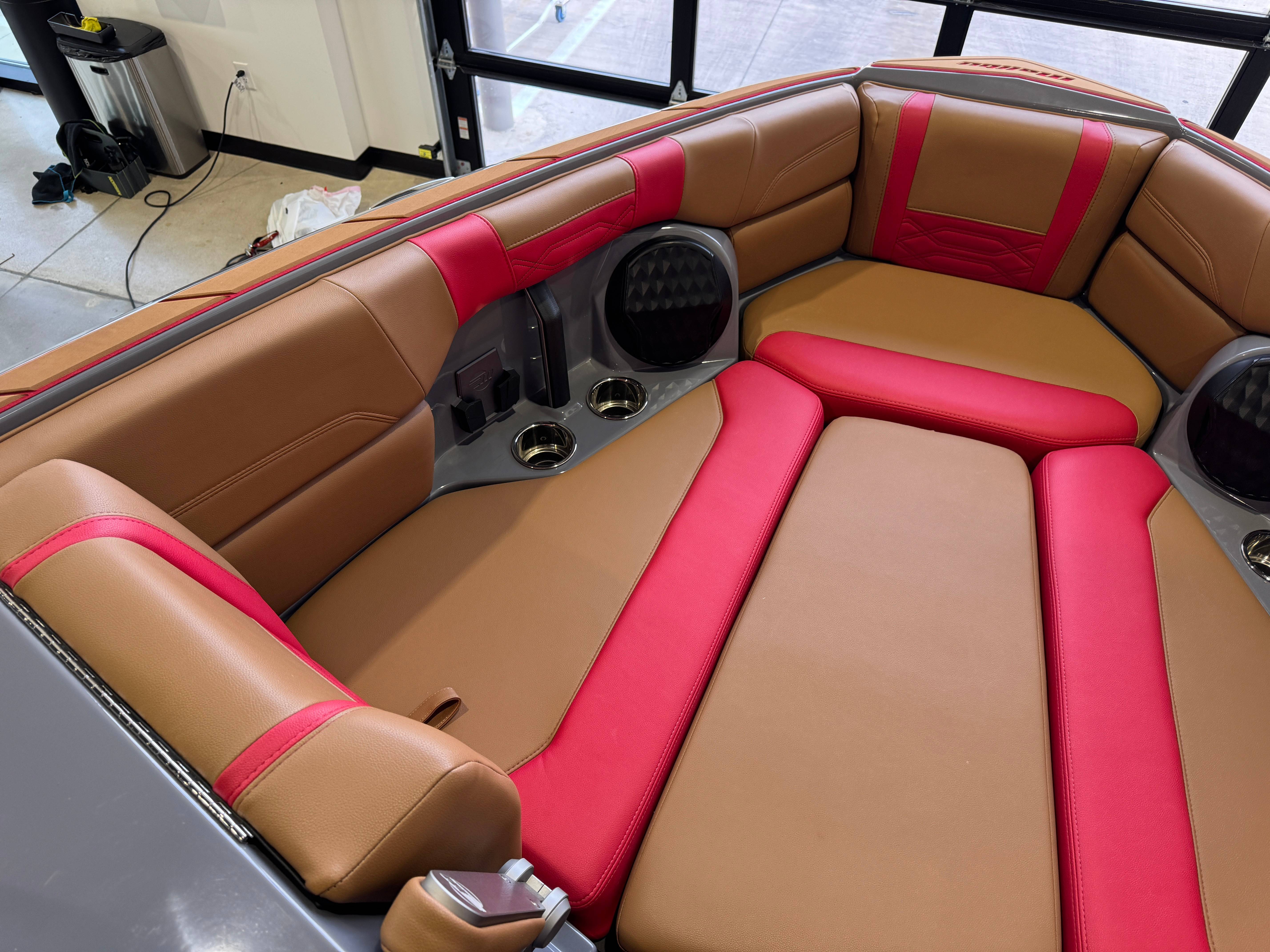 2023 Malibu Wakesetter 26 LSV