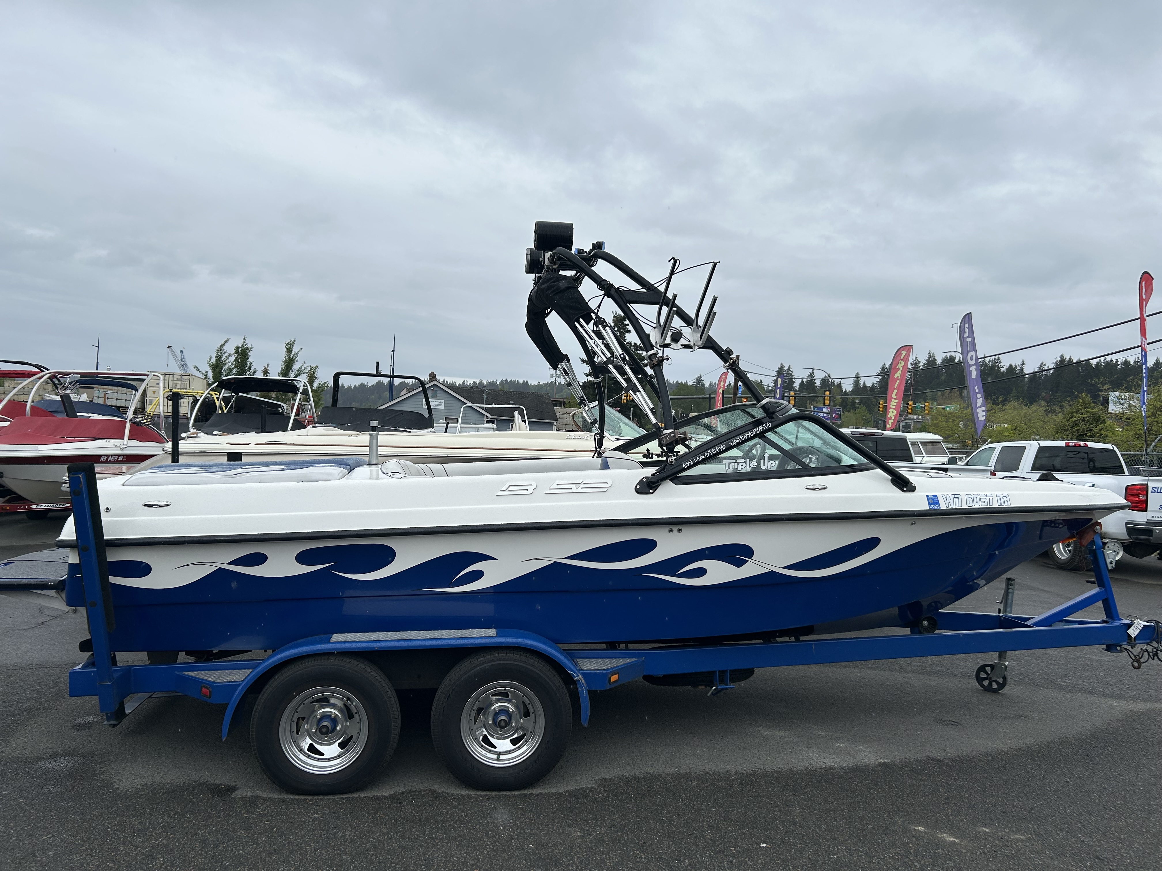 2005 MB B52-21 Triple Up