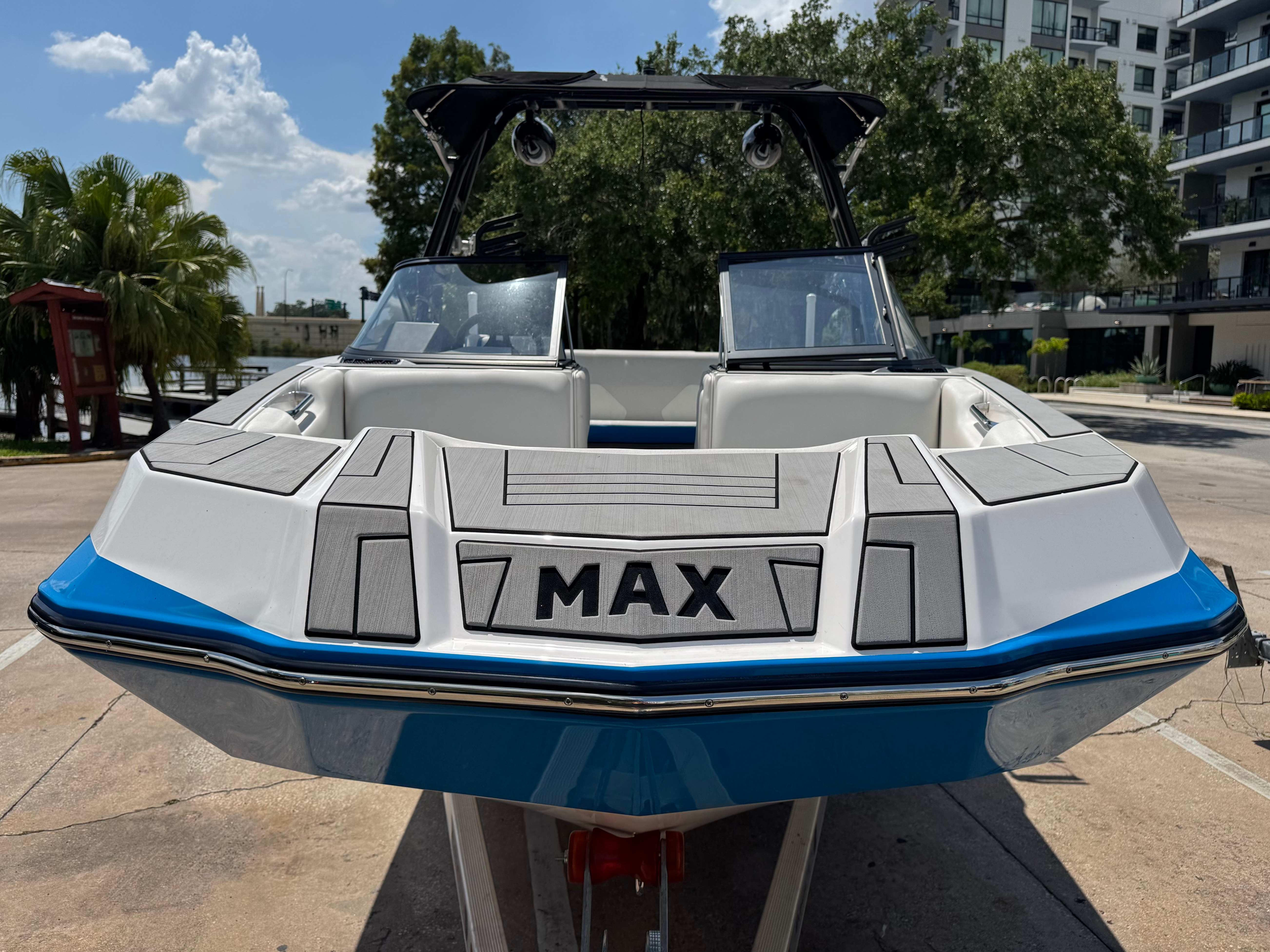 2019 Moomba Max