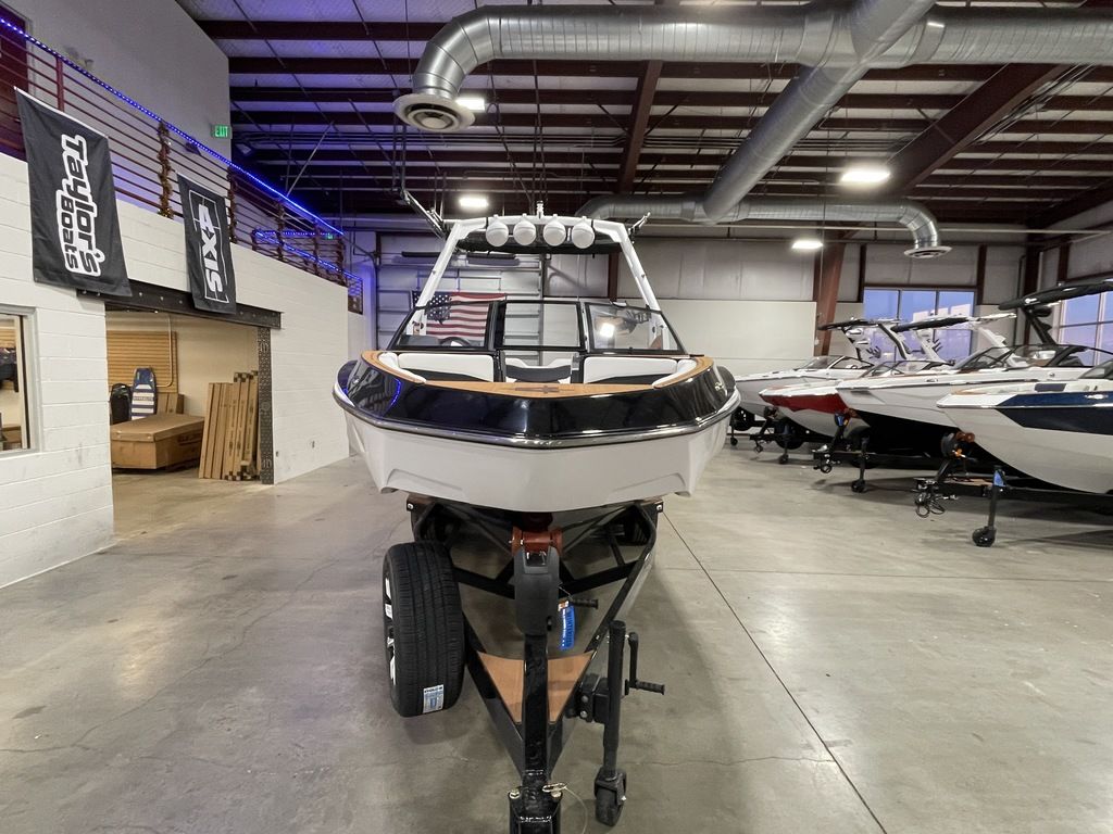 2025 Axis Wake Research T250