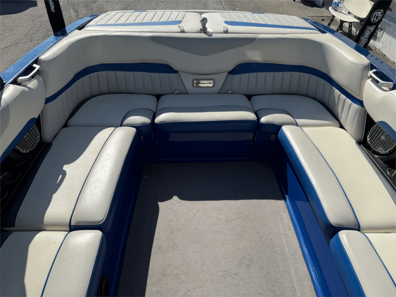 2015 Malibu Wakesetter 24 MXZ