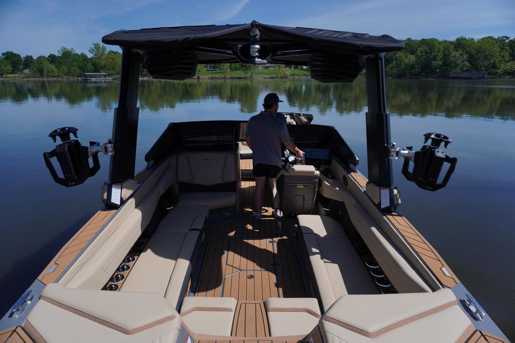 2025 Nautique Super Air Nautique G25