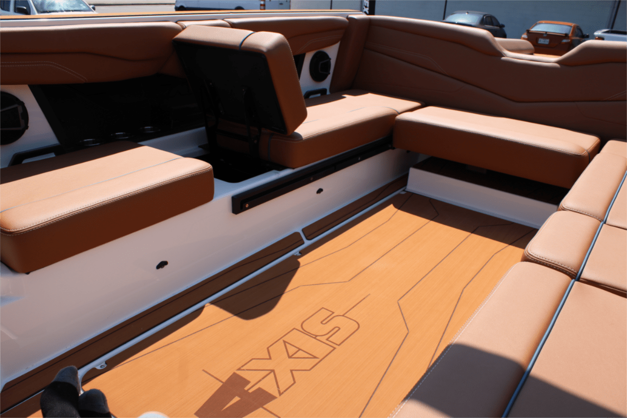 2025 Axis T250