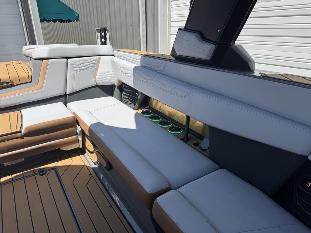2025 Nautique Super Air Nautique G25