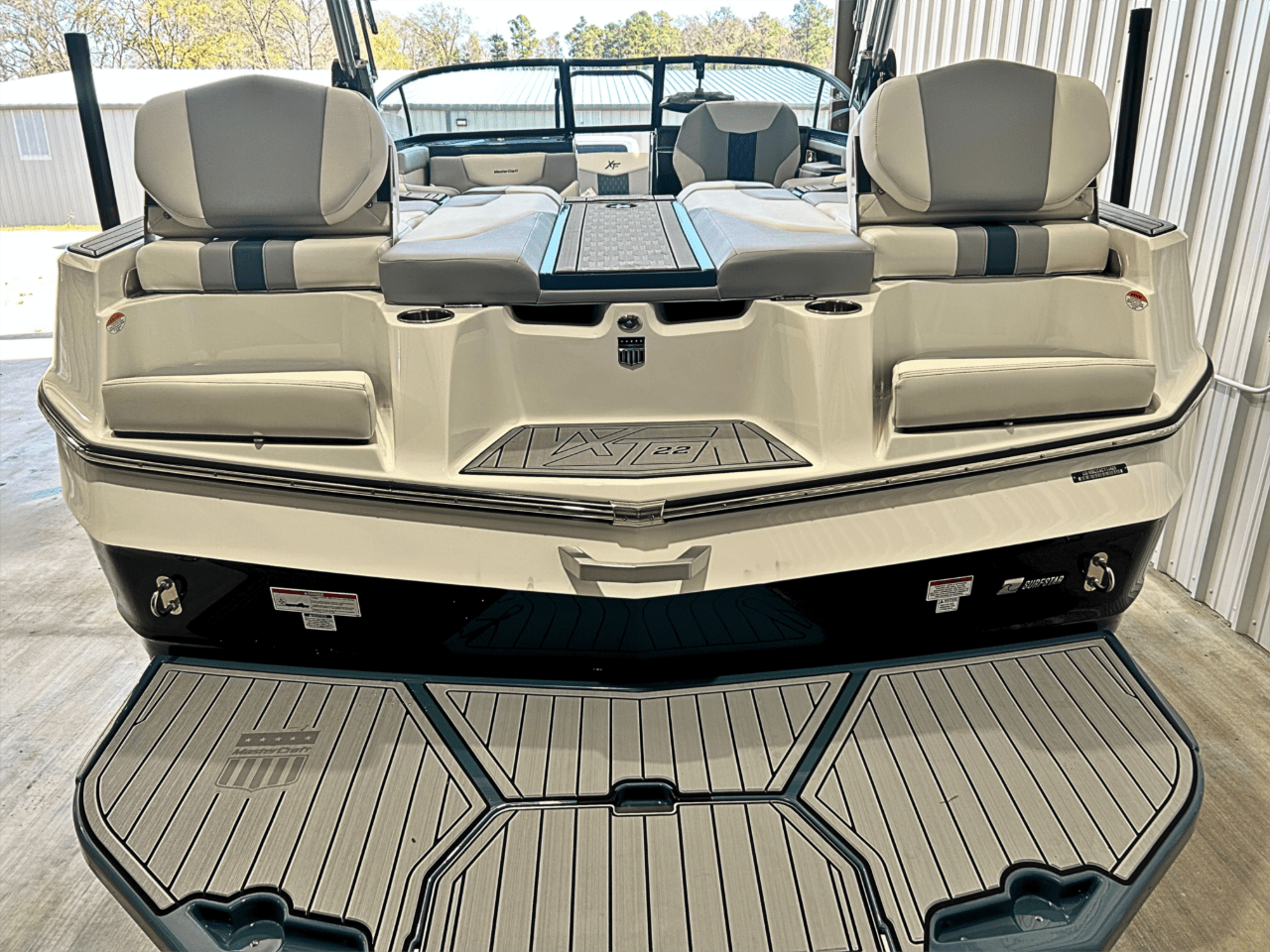 2025 MasterCraft XT22