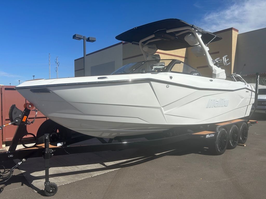 boat.Title