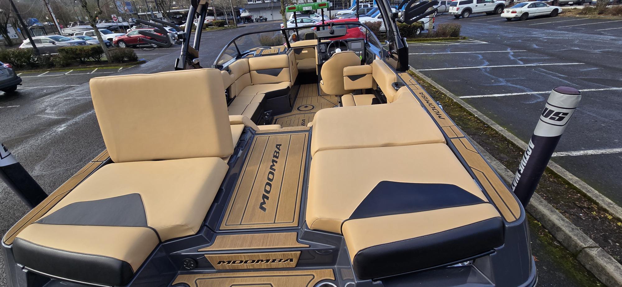 2023 Moomba Kaiyen – Like New