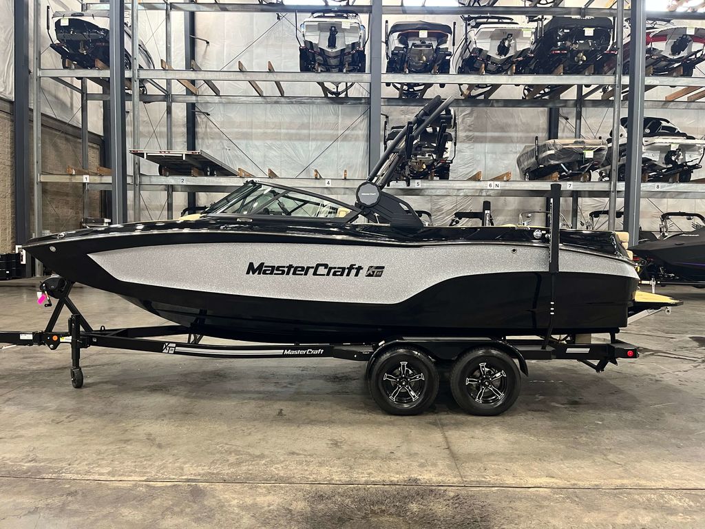 2024 MasterCraft XT22