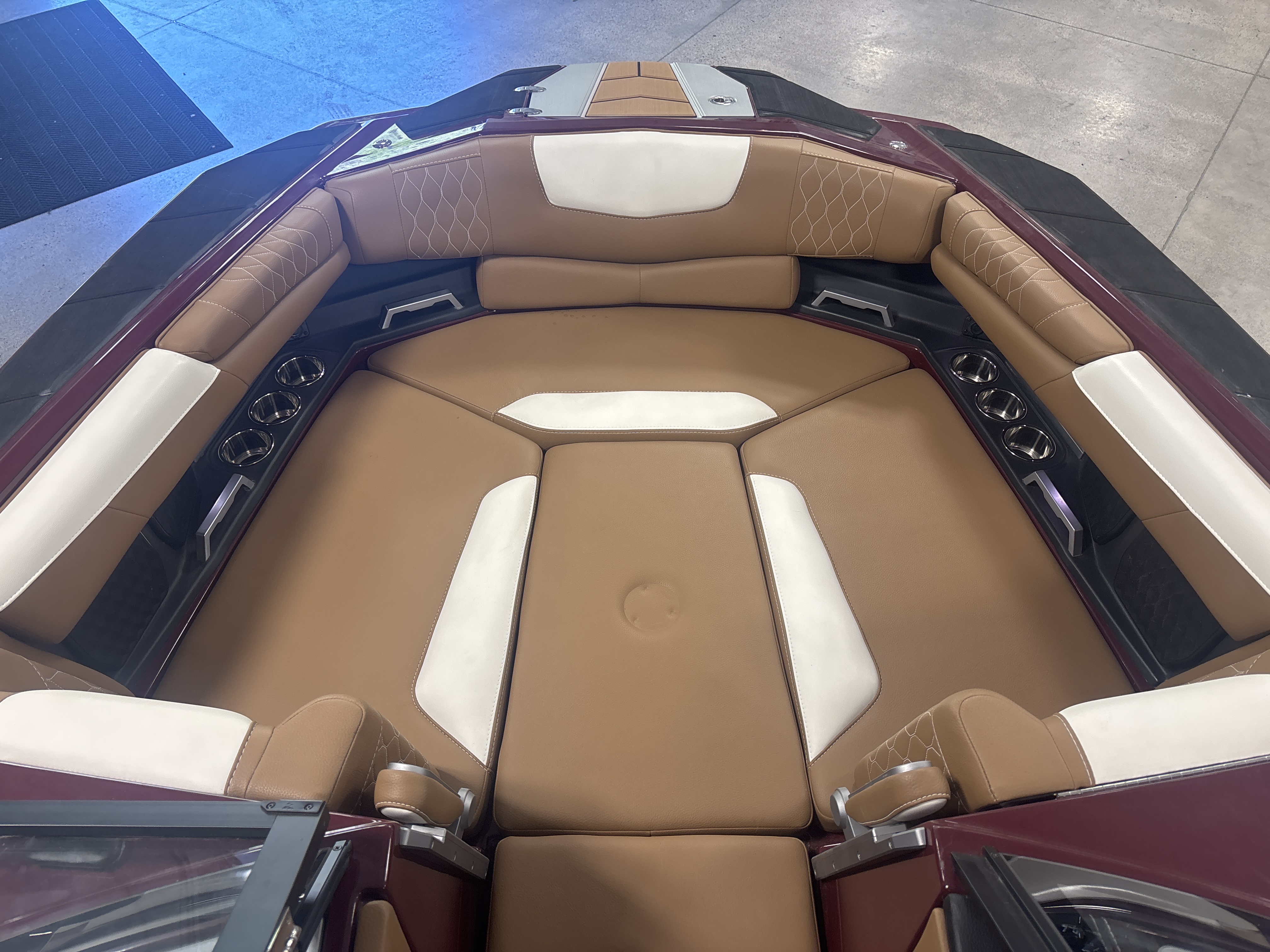 2020 Malibu M240