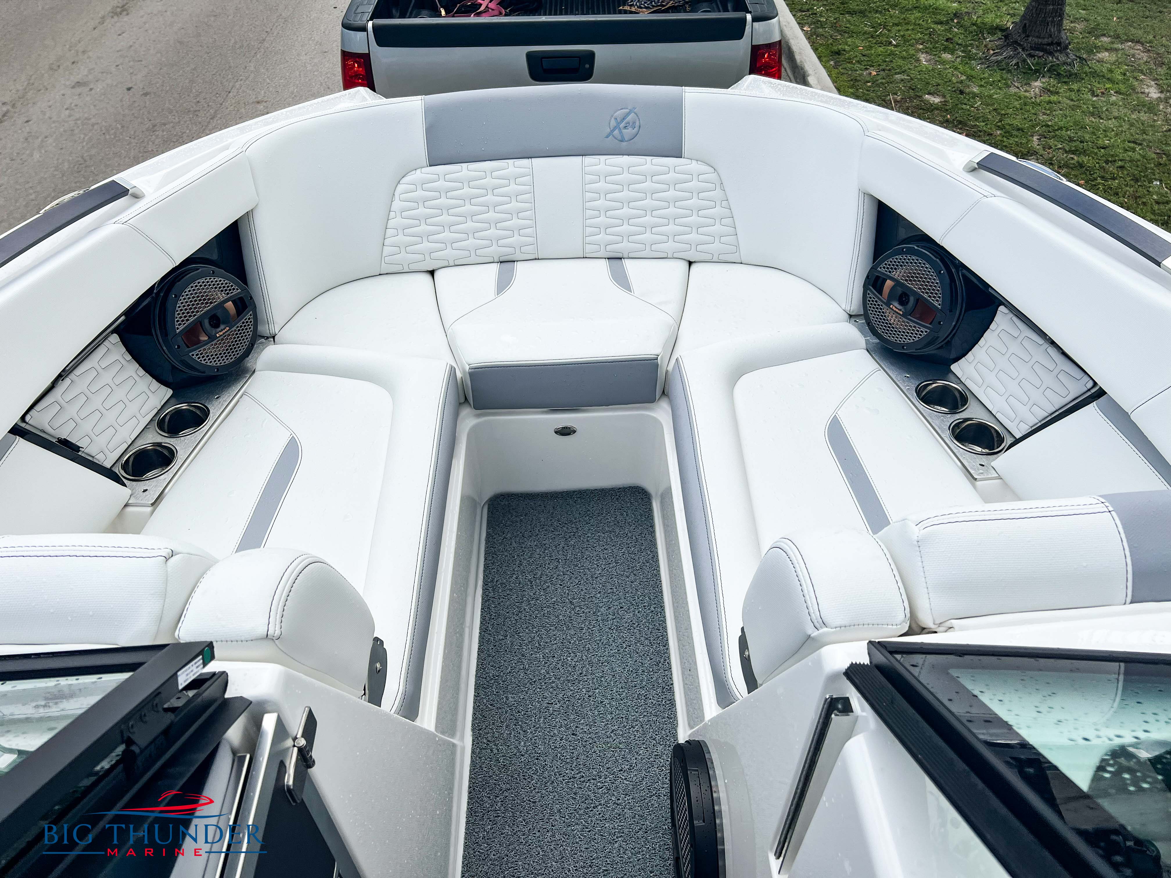 2023 Mastercraft X24