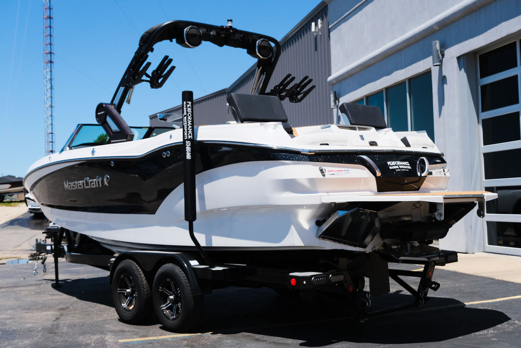 2023 MasterCraft X24 NEW DEALER DEMO  Icon