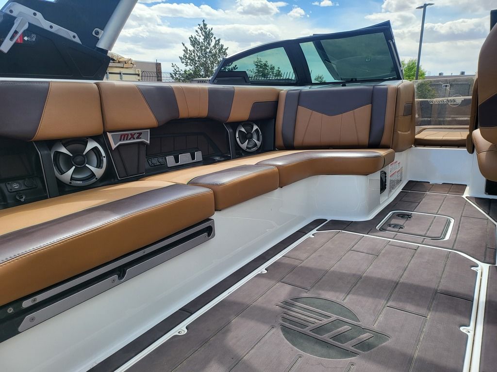 2021 Malibu Boats 24 MXZ