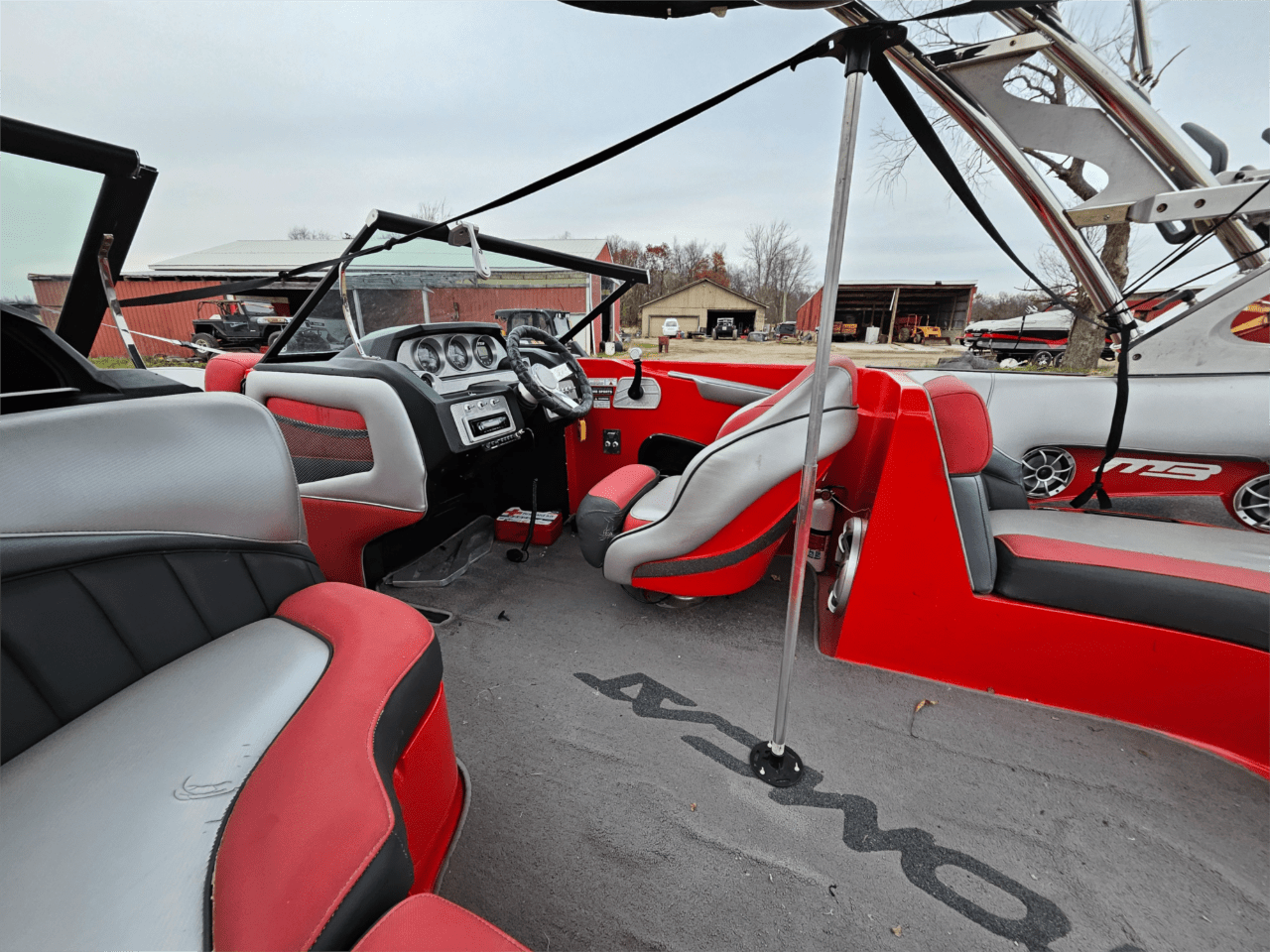 2014 MB Sport F22 Tomcat