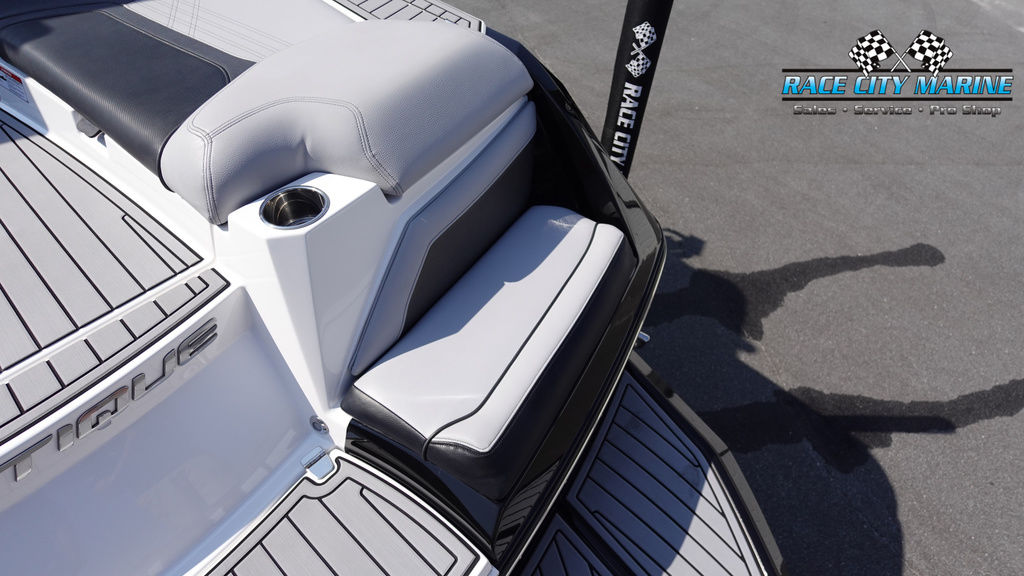 2020 Nautique G23