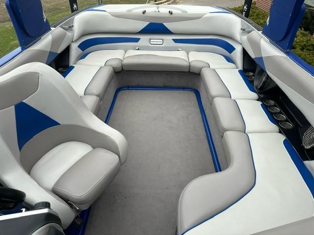 2015 Malibu 23 LSV -S5445 Icon