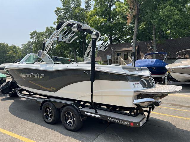 2019 Mastercraft XT-23 | 209860