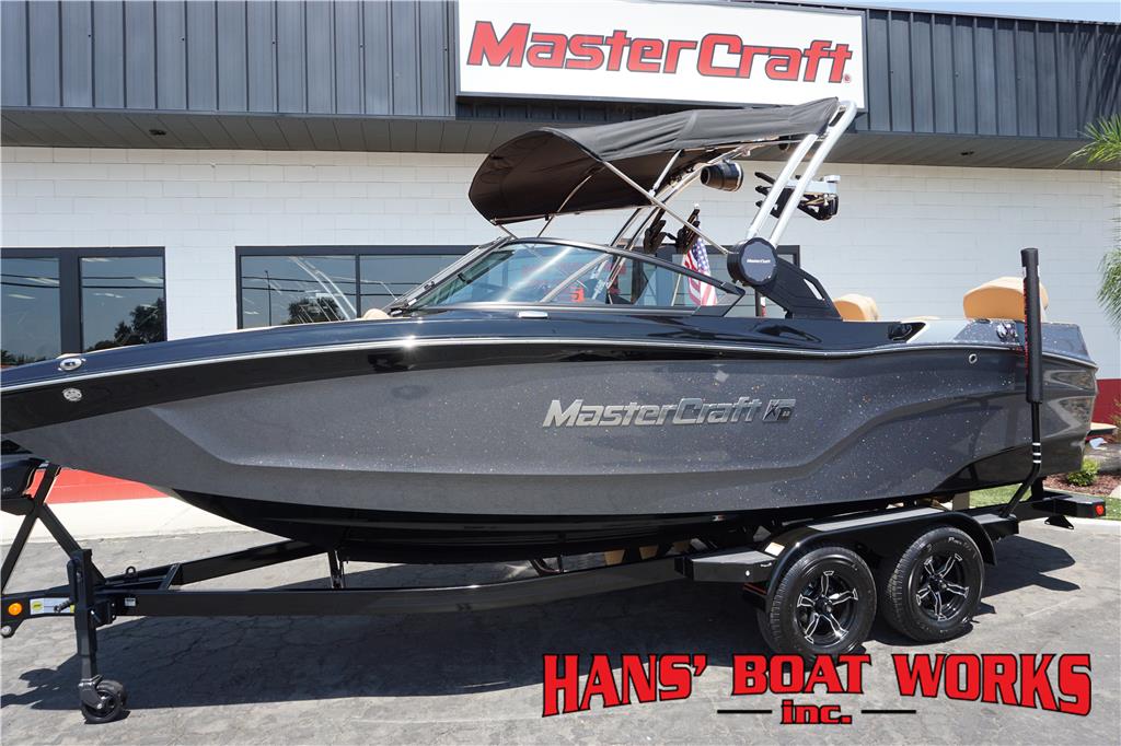 2024 MasterCraft XT22