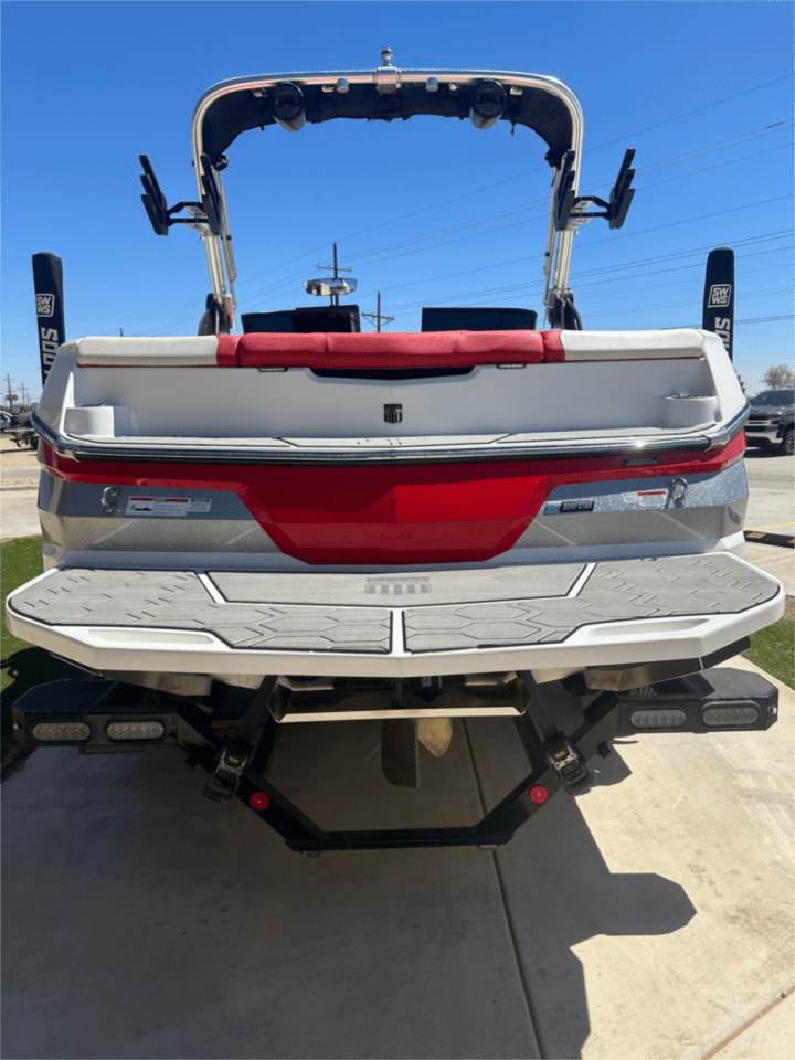 2023 MasterCraft NXT22