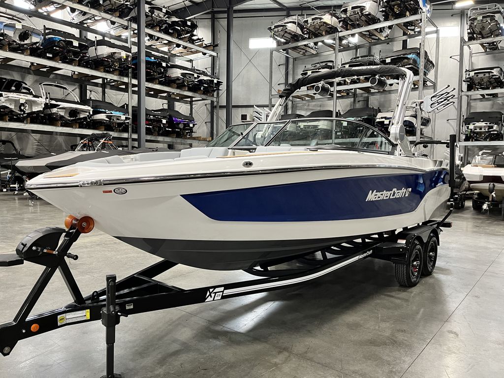 2024 MasterCraft XT25