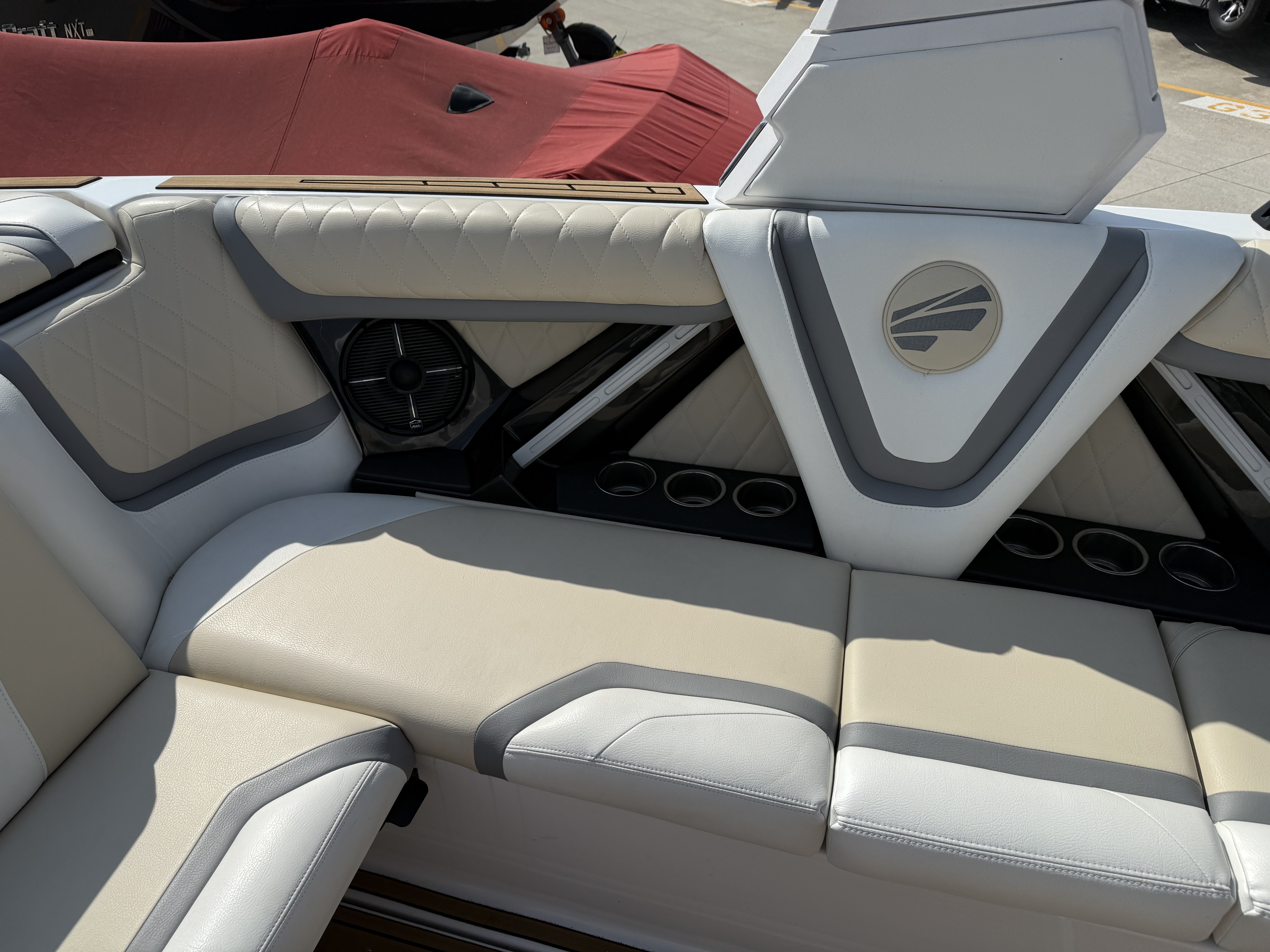 2022 Tige 21ZX Icon
