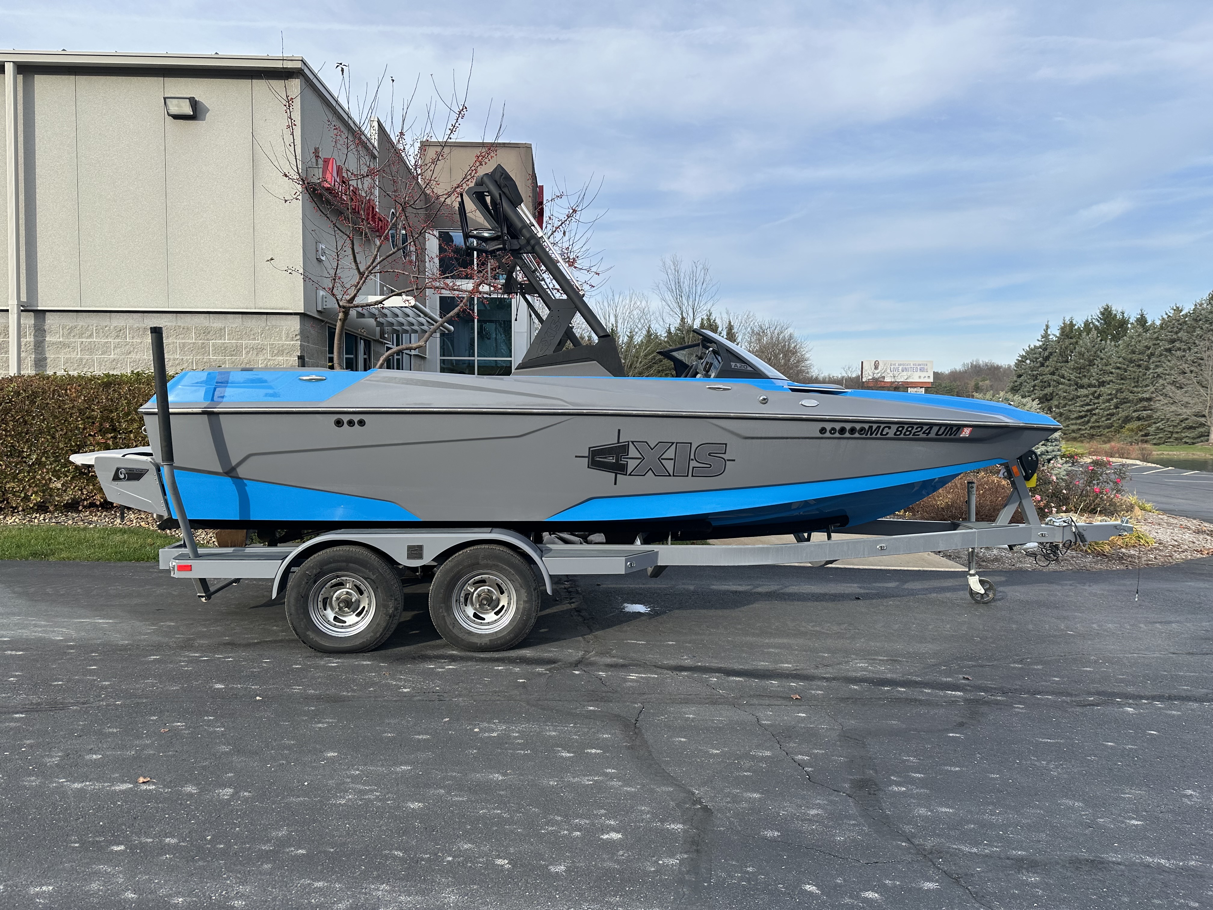 boat.Title