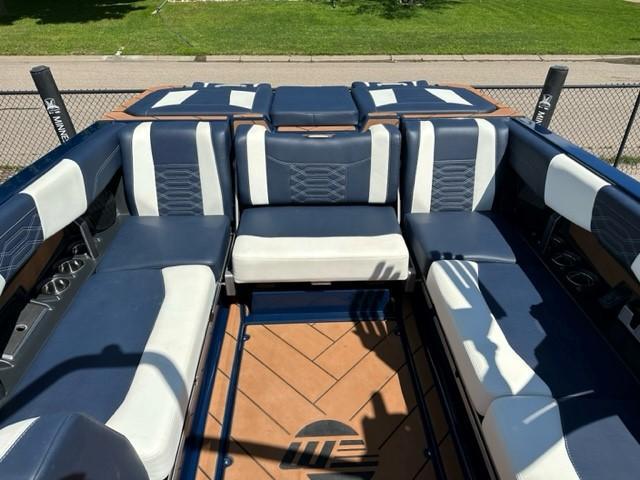 2022 Malibu Wakesetter 25 LSV -H7596