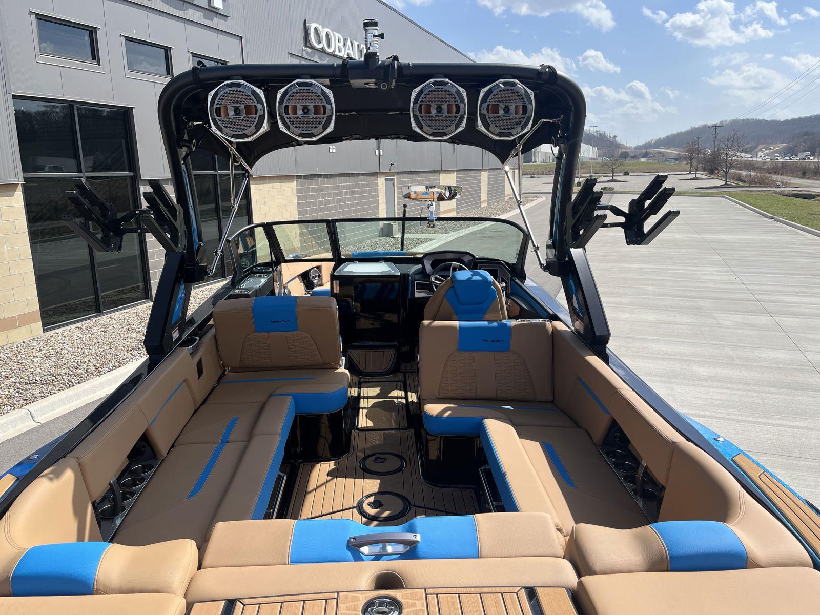 2022 MasterCraft X26