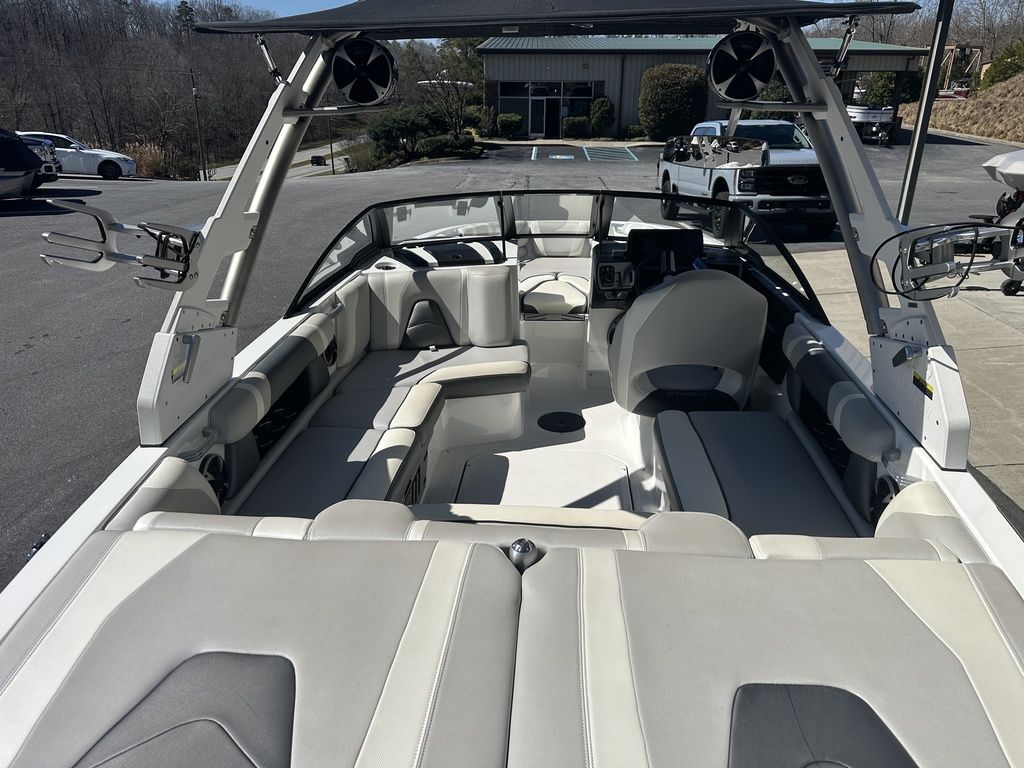 2018 Malibu Boats 21 VLX