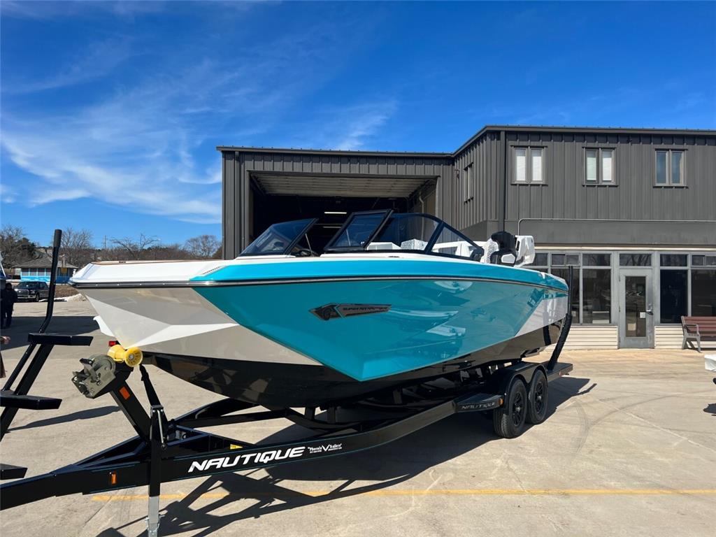 2023 Nautique G25