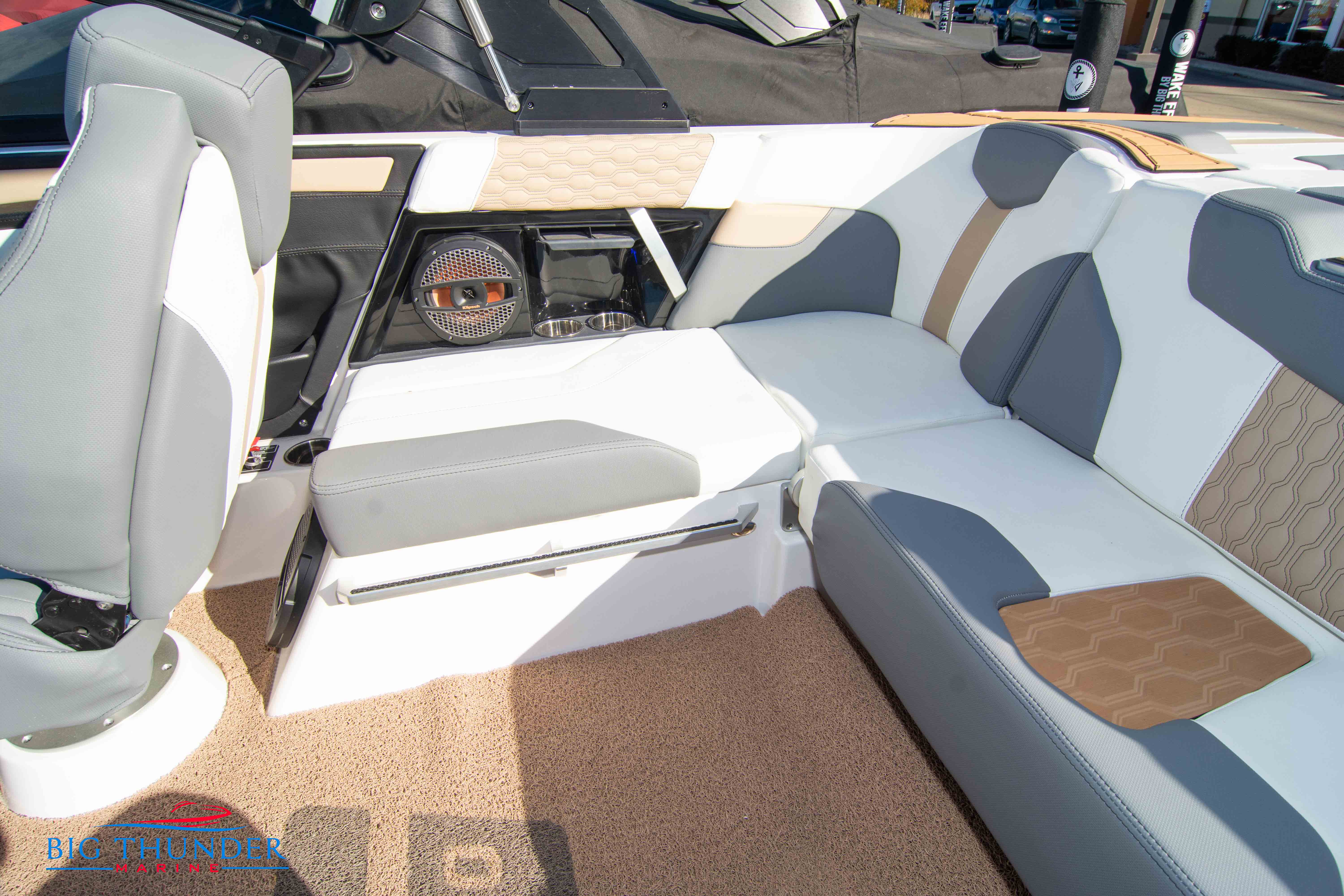 2023 Mastercraft XT20