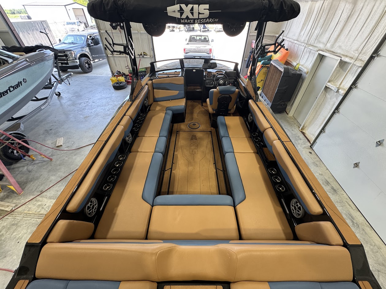 2023 Axis T250