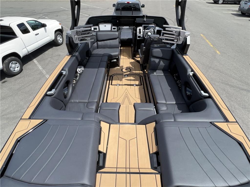 Supra SE 2022 Blacked Out with cool lights and sound system Icon