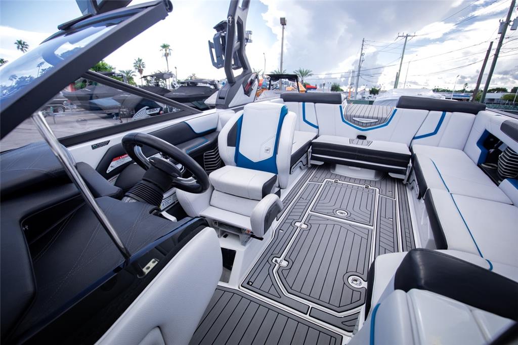 2018 Nautique Super Air Nautique G23