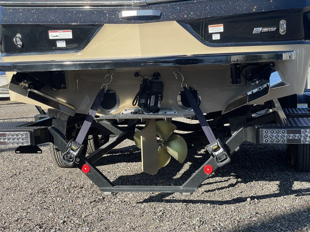 2023 Mastercraft XT23